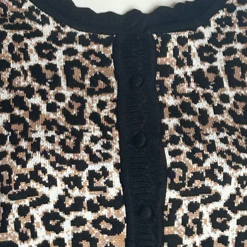 Adrianna Papell NWT Short sleeve leopard Knit Cardigan size med cozy layering - Picture 4 of 11